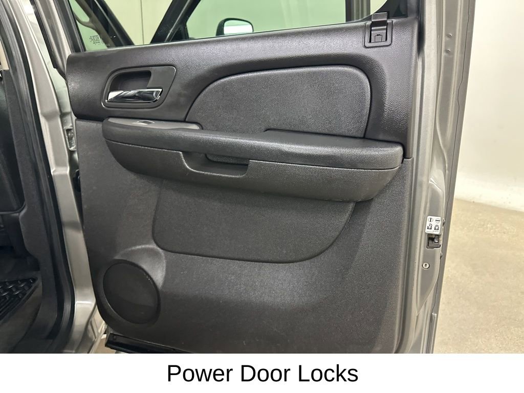 Used 2013 Chevrolet Silverado 2500 LTZ w/ LTZ Plus Package image 23