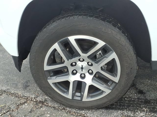 Used 2024 Chevrolet Colorado Z71 w/ Z71 Convenience Package 2 AWD/4WD image 17
