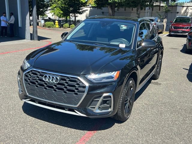 Used 2023 Audi Q5 e Prestige AWD/4WD image 3