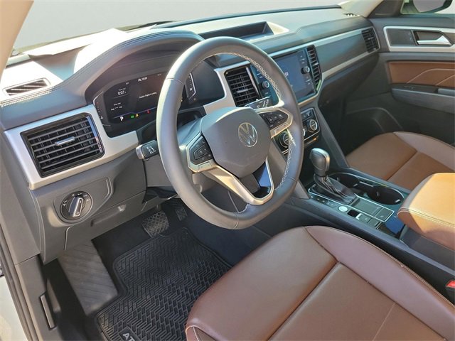 Used 2022 Volkswagen Atlas SE image 25