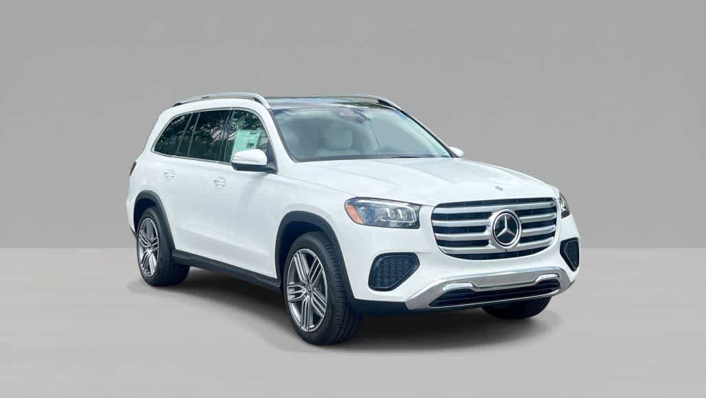 New 2026 Mercedes-Benz GLS 450 4MATIC image 2