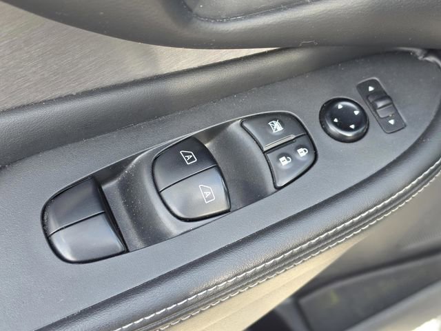 Used 2022 Nissan Murano S FWD image 20