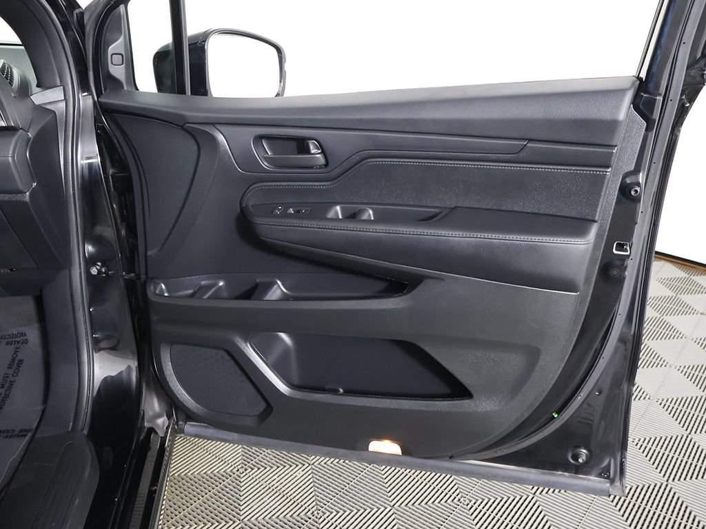 Used 2025 Honda Odyssey Sport-L image 26