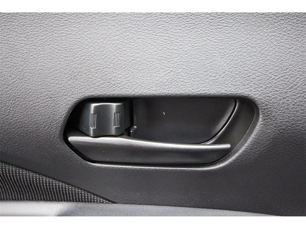 Used 2025 Nissan Kicks Play S image 20