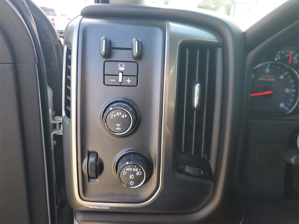 Used 2019 Chevrolet Silverado 2500 LT w/ All Star Edition image 30