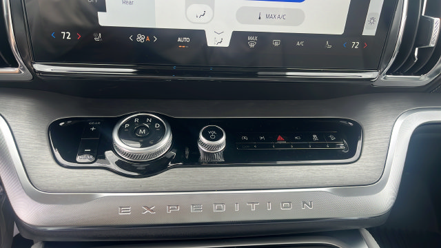 New 2027 Ford Expedition Max Platinum AWD/4WD image 16