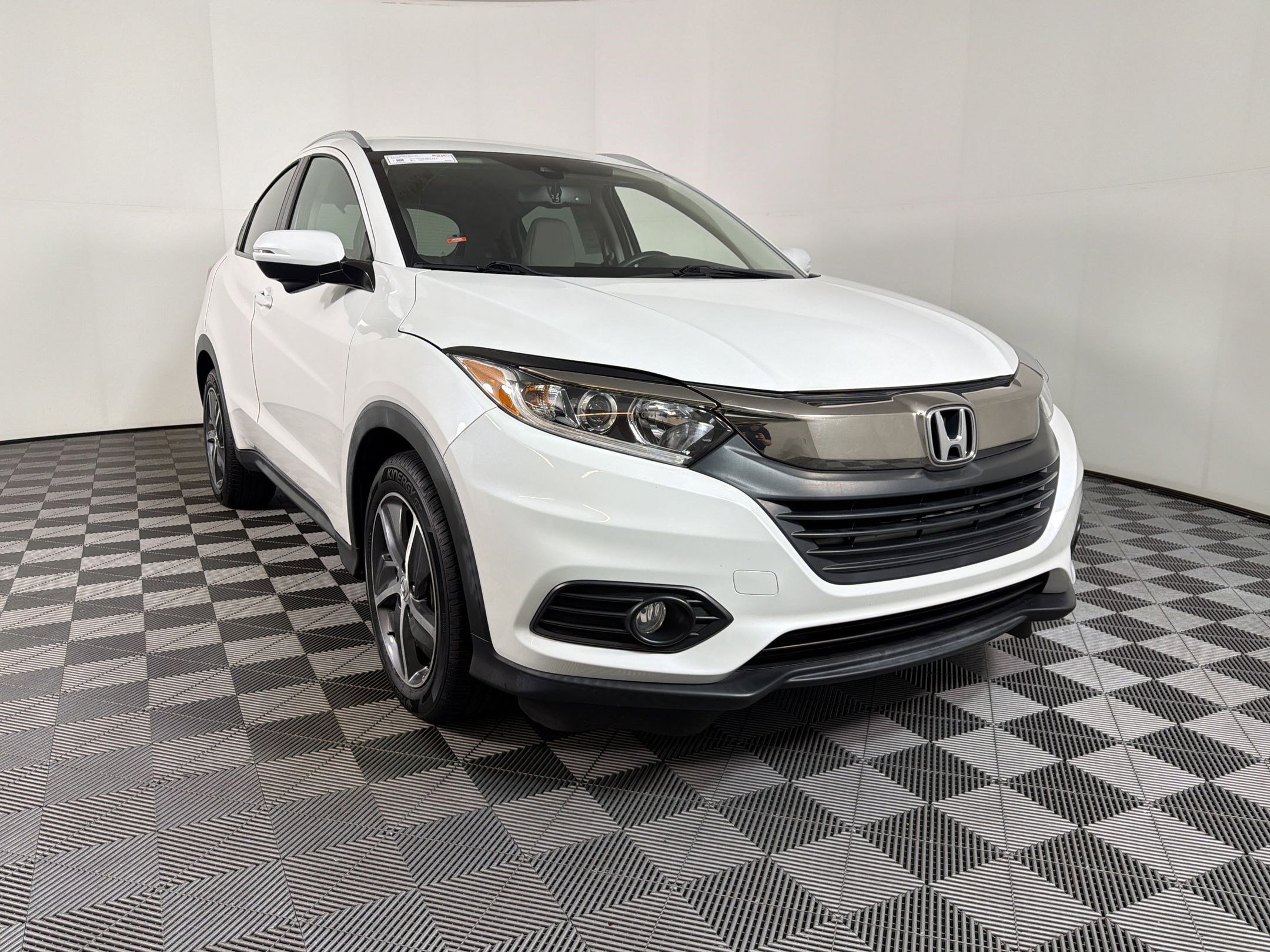 Used 2021 Honda HR-V EX-L image 19
