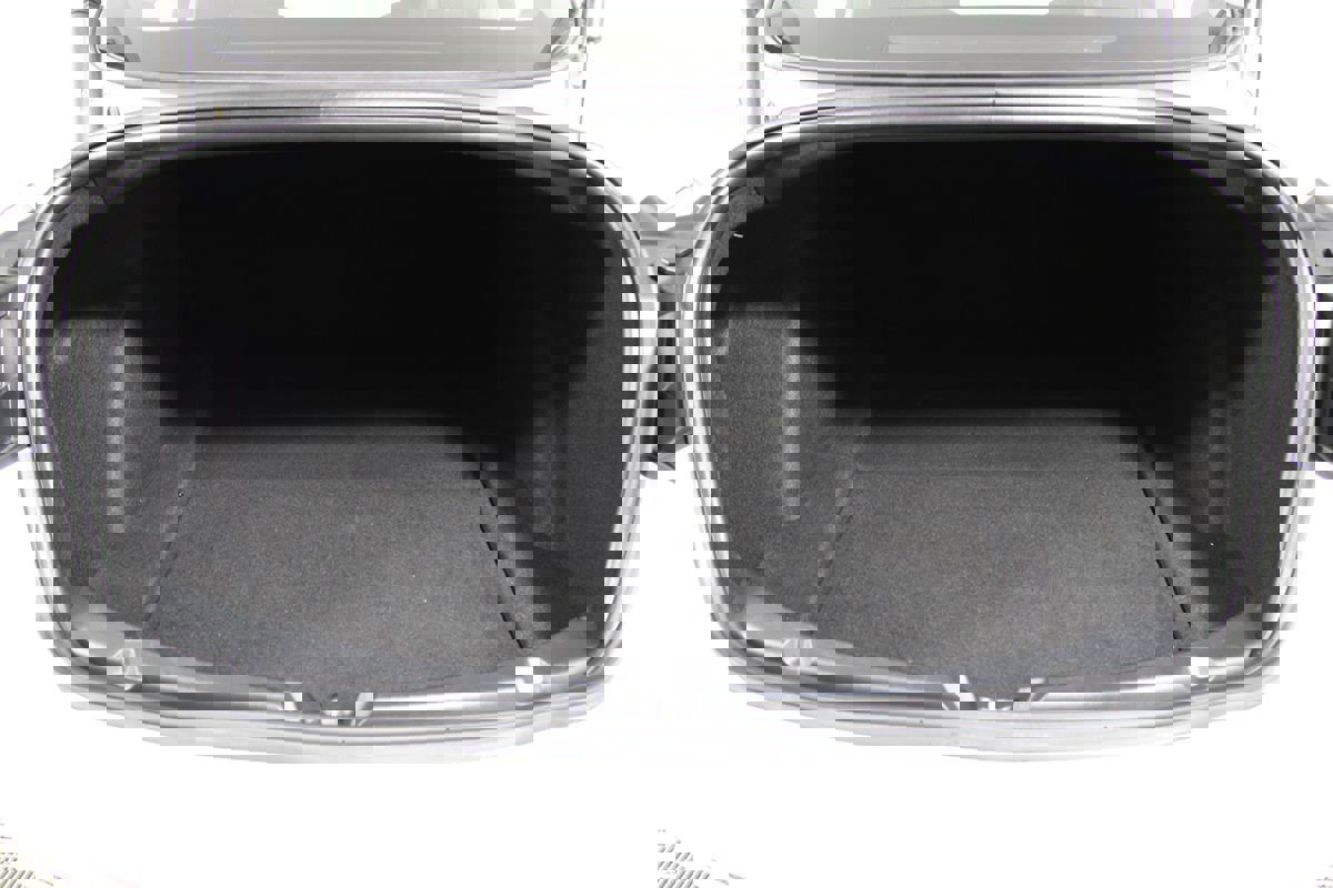 Used 2023 Tesla Model 3 Standard Range image 22