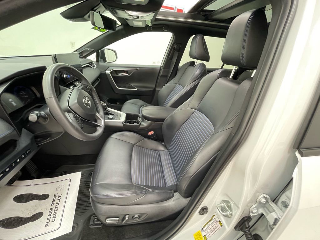 Used 2023 Toyota RAV4 XSE image 15
