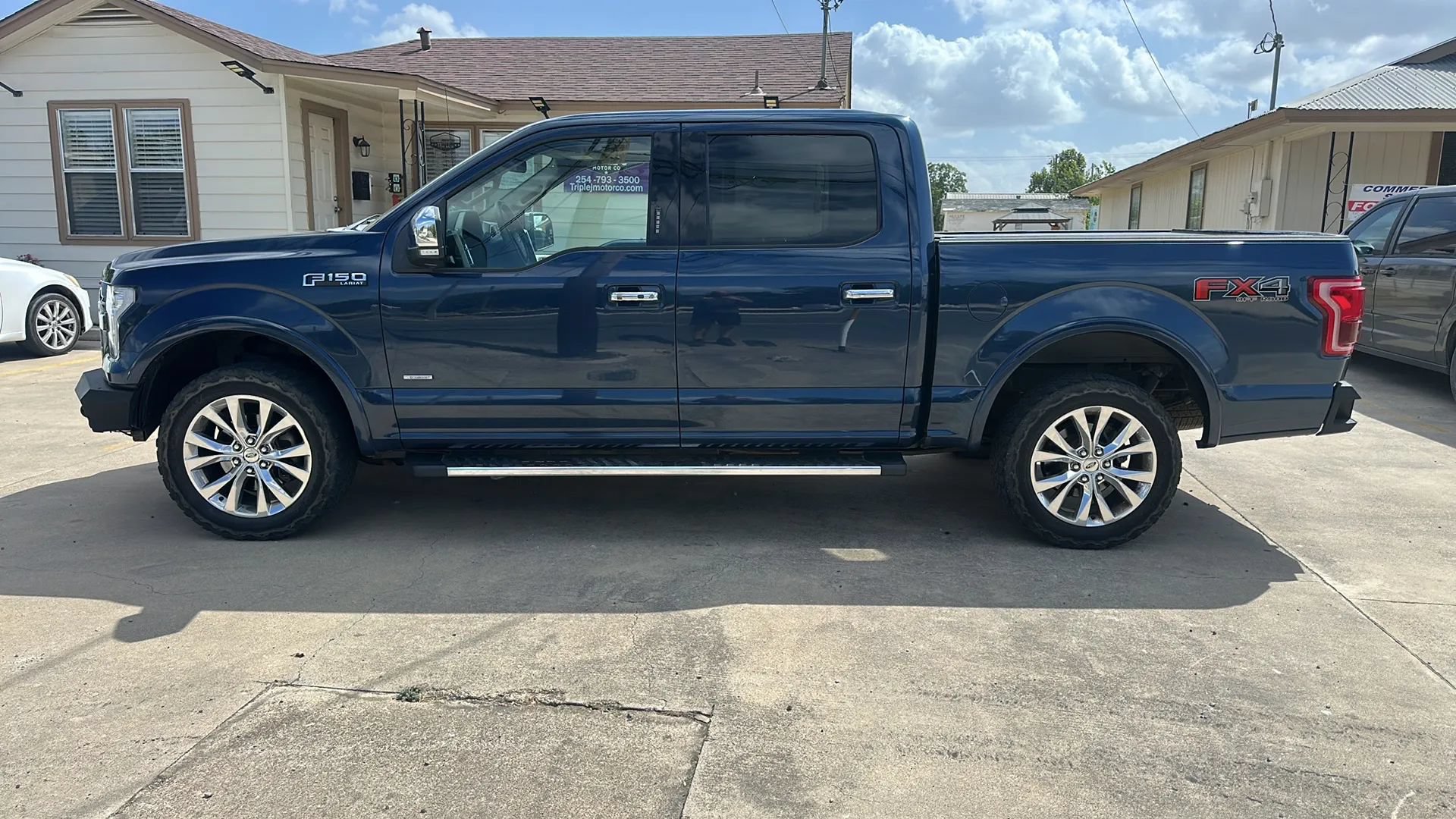Used 2015 Ford F150 Lariat w/ Equipment Group 502A Luxury AWD/4WD image 2