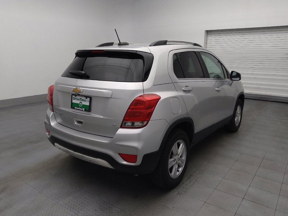 Used 2017 Chevrolet Trax LT w/ LT Convenience Package AWD/4WD image 9