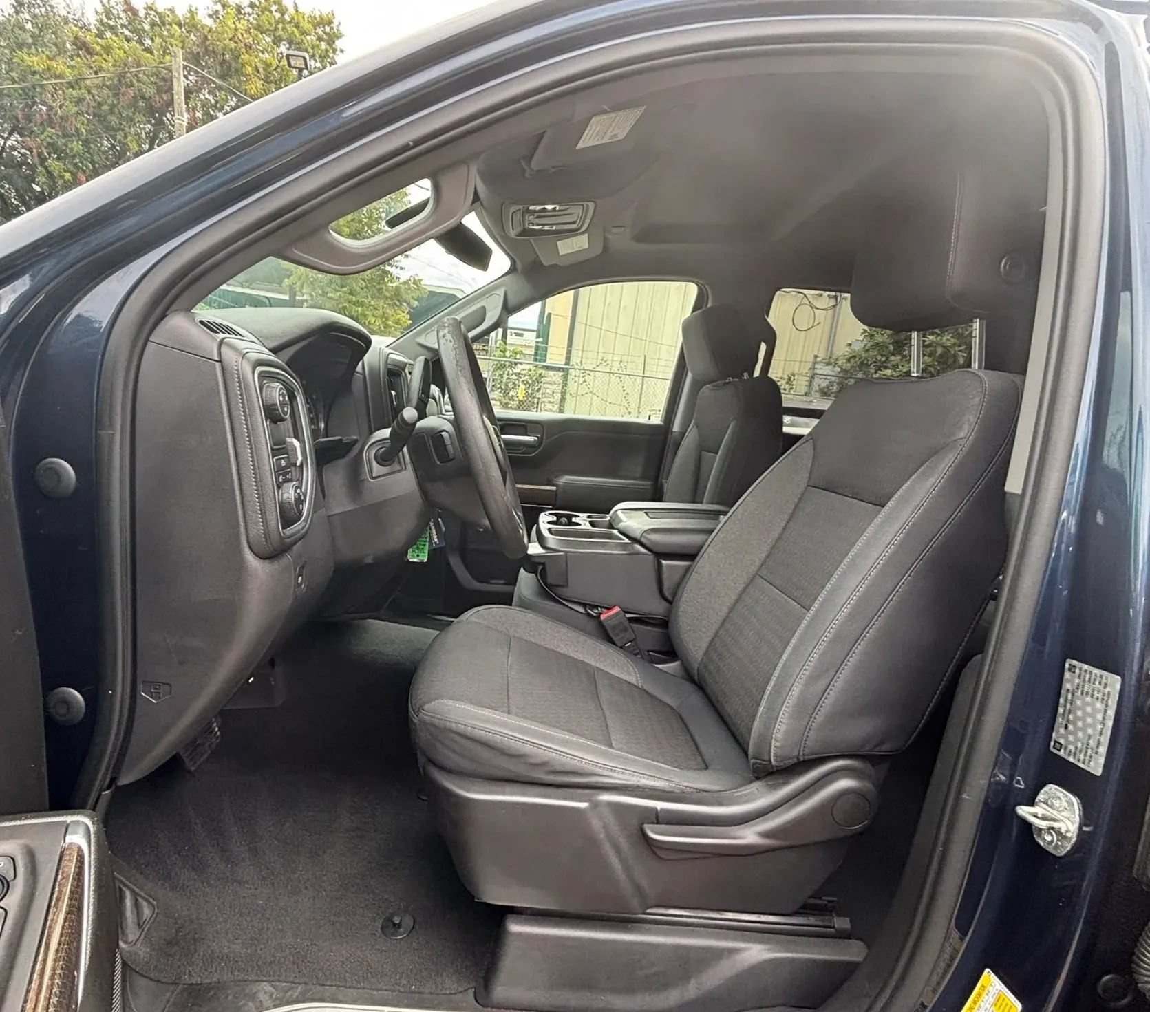 Used 2019 Chevrolet Silverado 1500 LT w/ Trailering Package RWD image 11