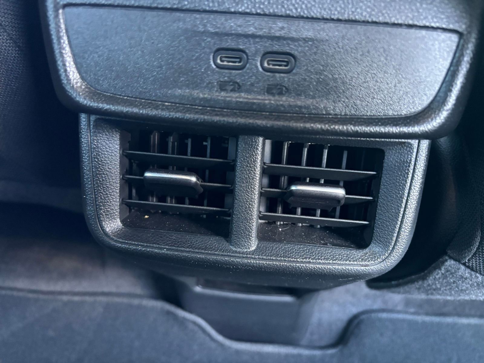 Used 2025 Chevrolet Equinox LT image 23