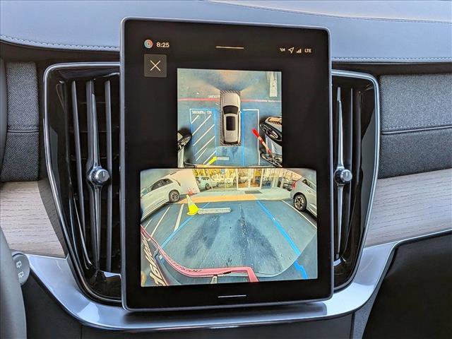 New 2026 Volvo XC90 T8 Plus w/ Protection Package Premier image 15