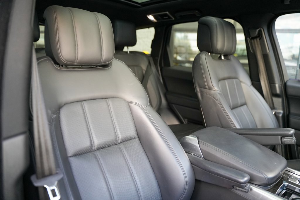 Used 2020 Land Rover Range Rover Sport HSE image 23