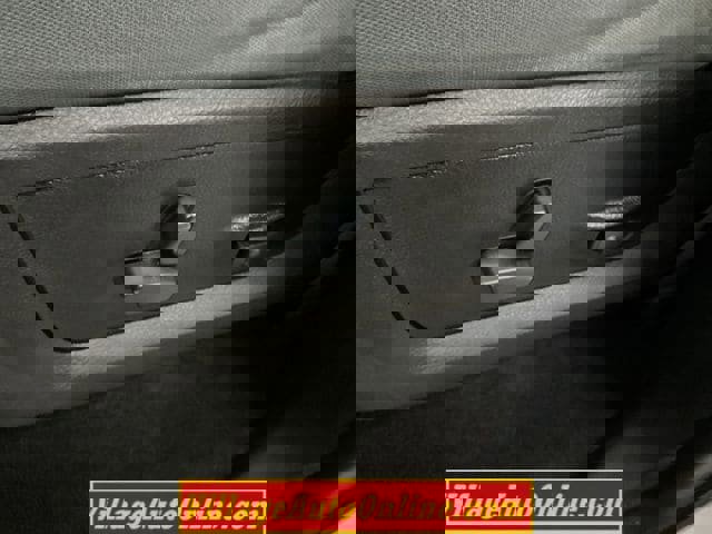 Used 2017 RAM 1500 Classic SLT w/ SLT Plus D￩cor Group image 17