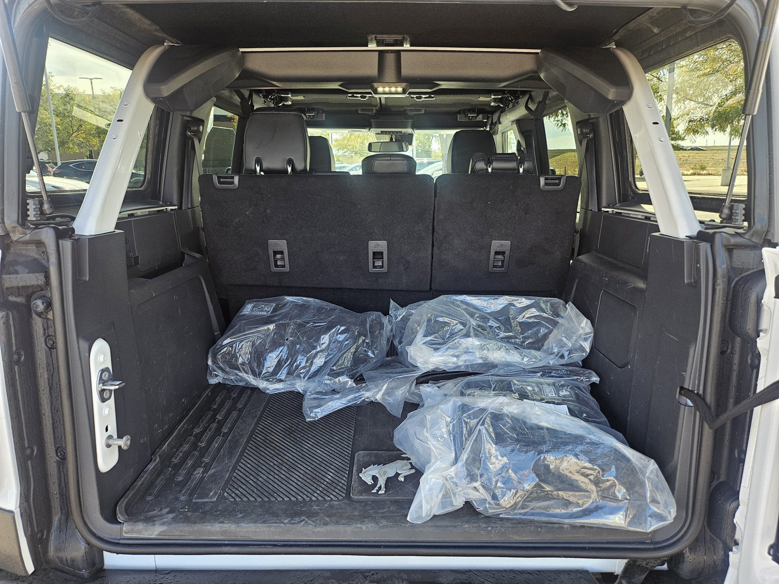 Used 2023 Ford Bronco Wildtrak AWD/4WD image 17