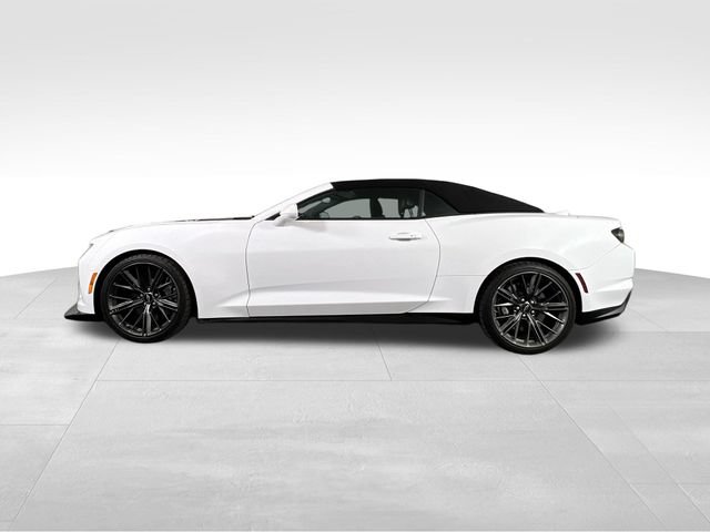 Used 2022 Chevrolet Camaro ZL1 RWD image 6