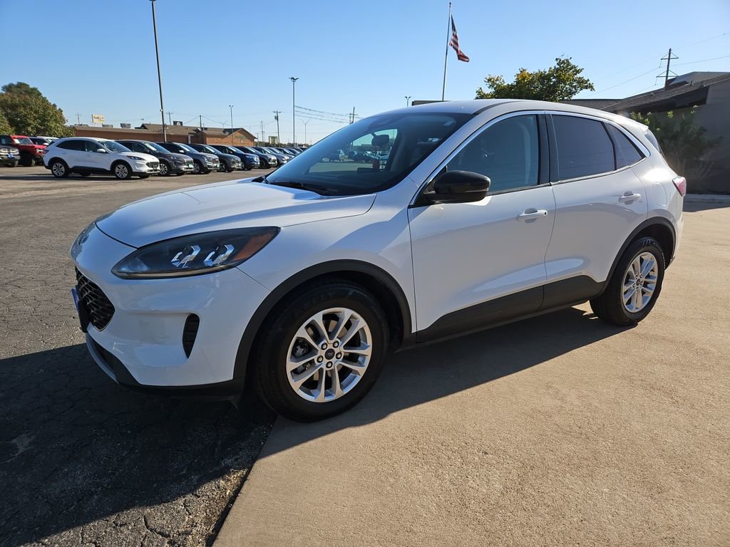 Used 2022 Ford Escape SE image 5