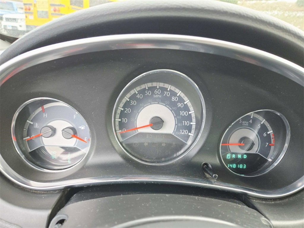 Used 2012 Chrysler 200 Touring image 21