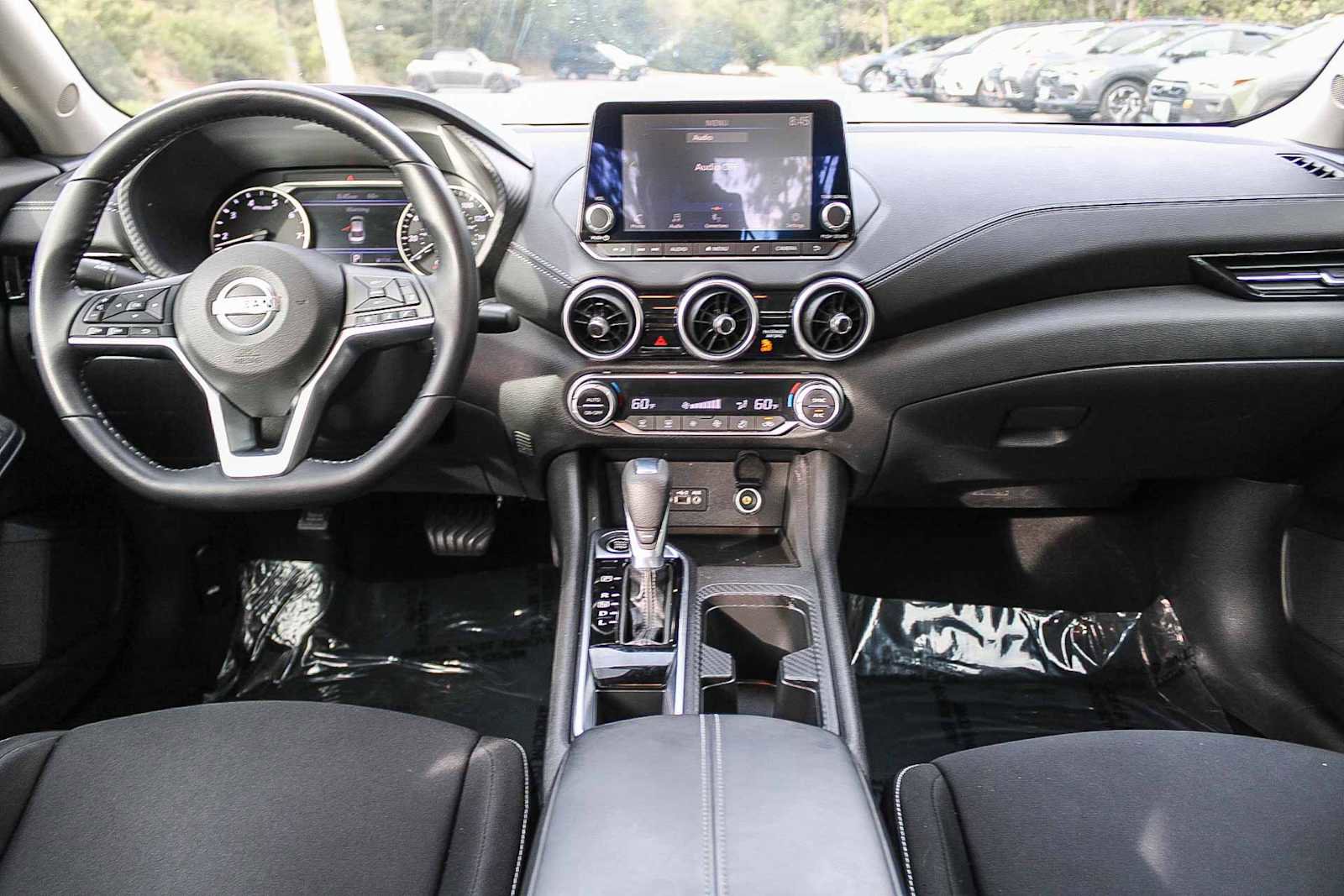 Used 2020 Nissan Sentra SV image 12