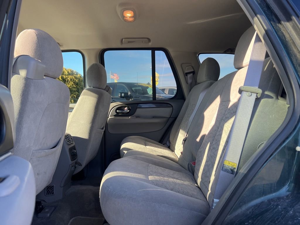 Used 2005 GMC Envoy SLE image 21