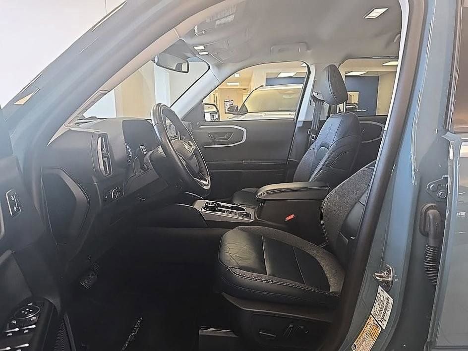 Used 2023 Ford Bronco Sport Outer Banks AWD/4WD image 12