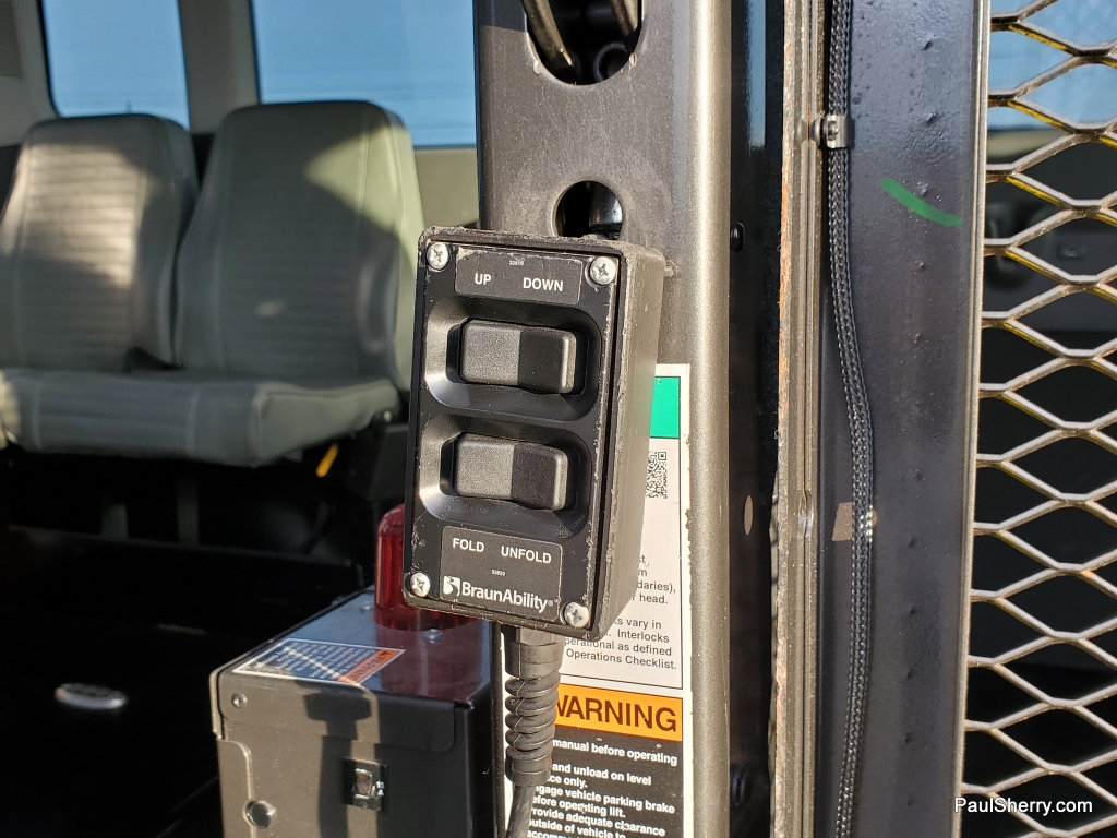 Used 2020 Ford Transit 350 XL image 22