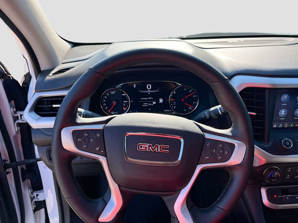 Used 2023 GMC Acadia SLT w/ Elevation Edition FWD image 11