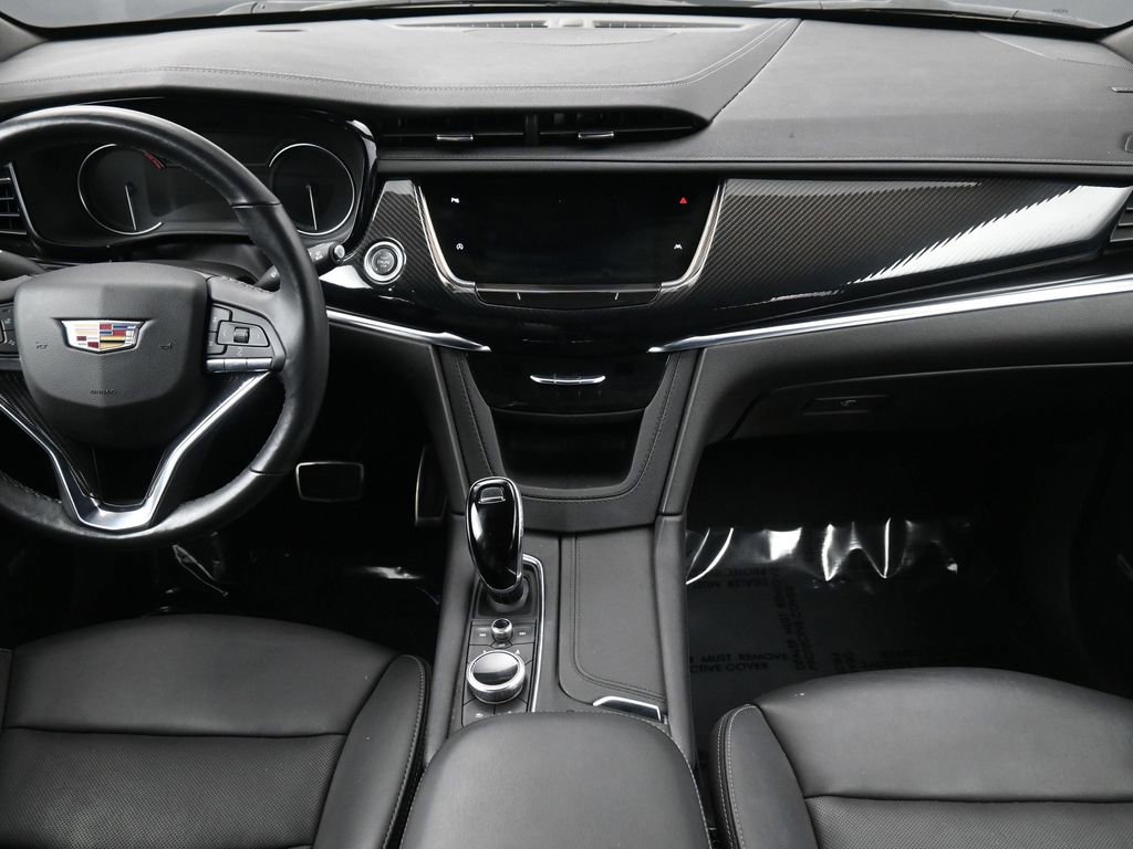 Used 2024 Cadillac XT6 Sport image 4
