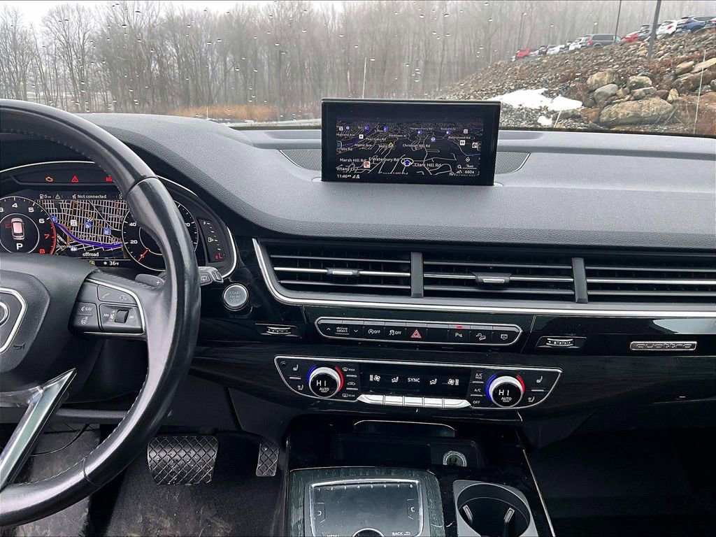 Used 2018 Audi Q7 3.0T Prestige w/ Prestige Package image 29