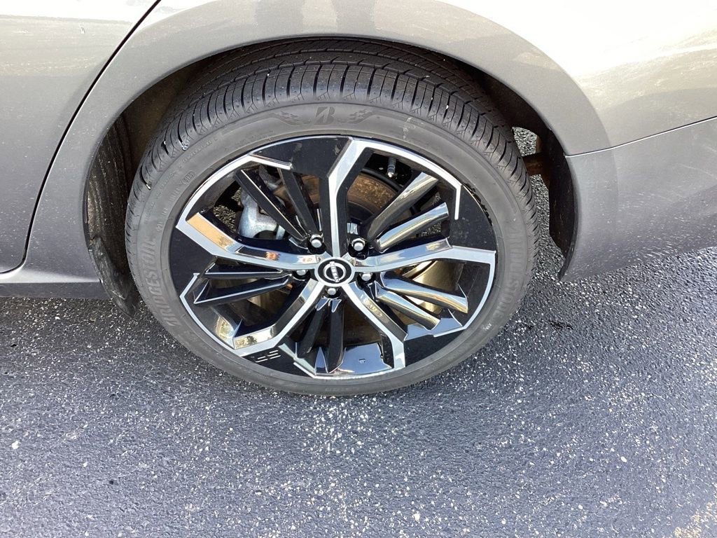 Used 2025 Nissan Altima 2.5 SR AWD/4WD image 30
