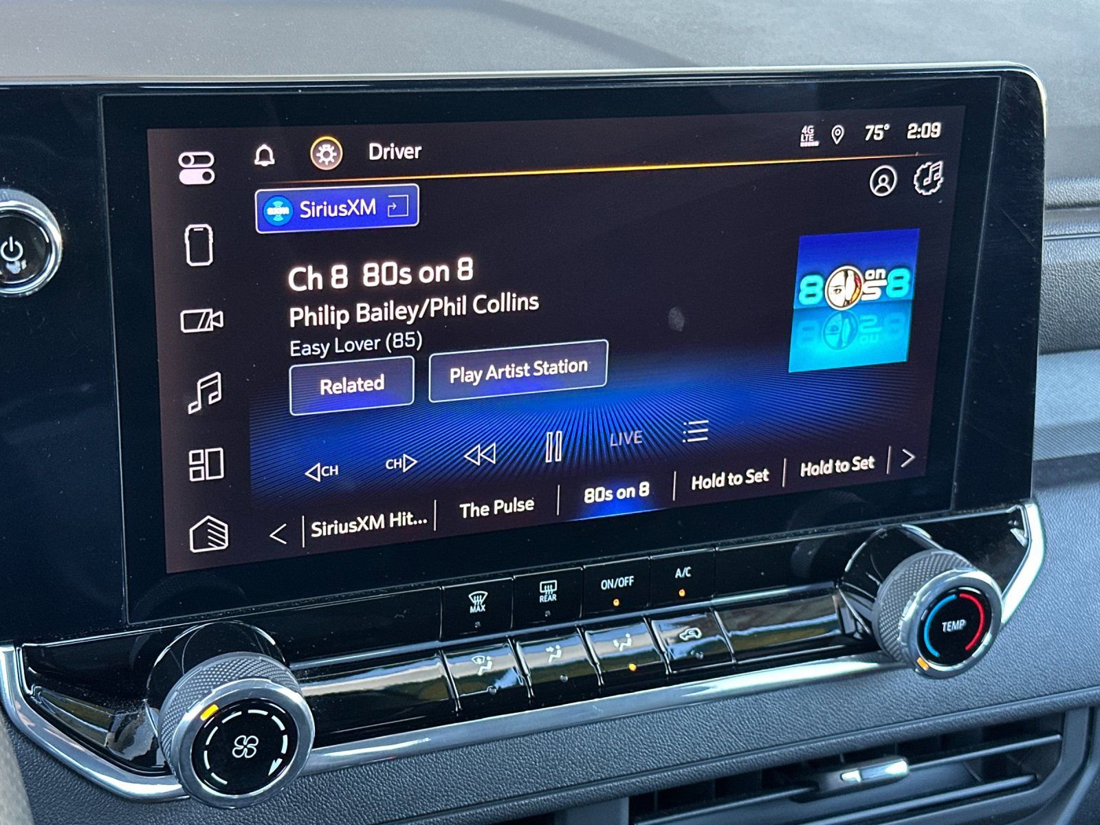 Used 2024 Chevrolet Colorado Trail Boss w/ LPO, Dark Essentials Package image 17