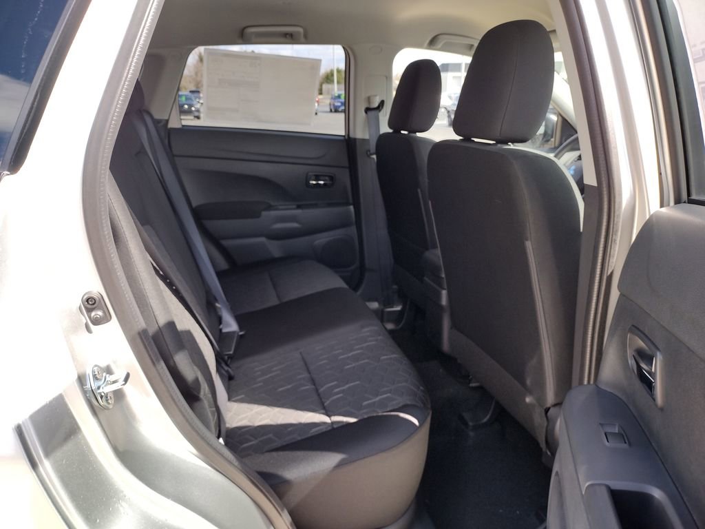 New 2026 Mitsubishi Outlander Sport ES image 9