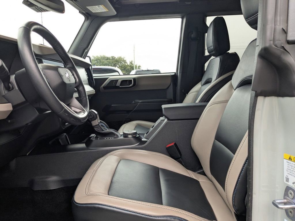 Used 2024 Ford Bronco Wildtrak image 14