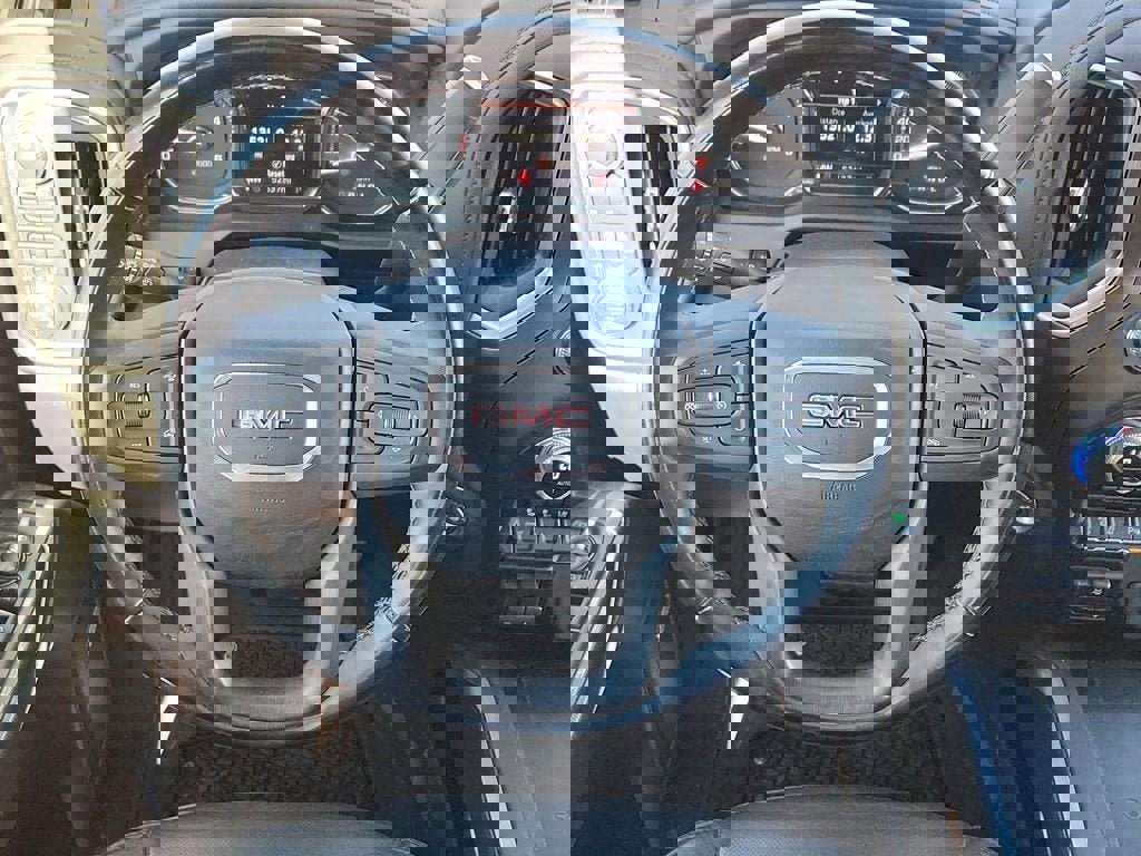 Used 2023 GMC Sierra 2500 AT4 w/ AT4 Premium Plus Package image 12