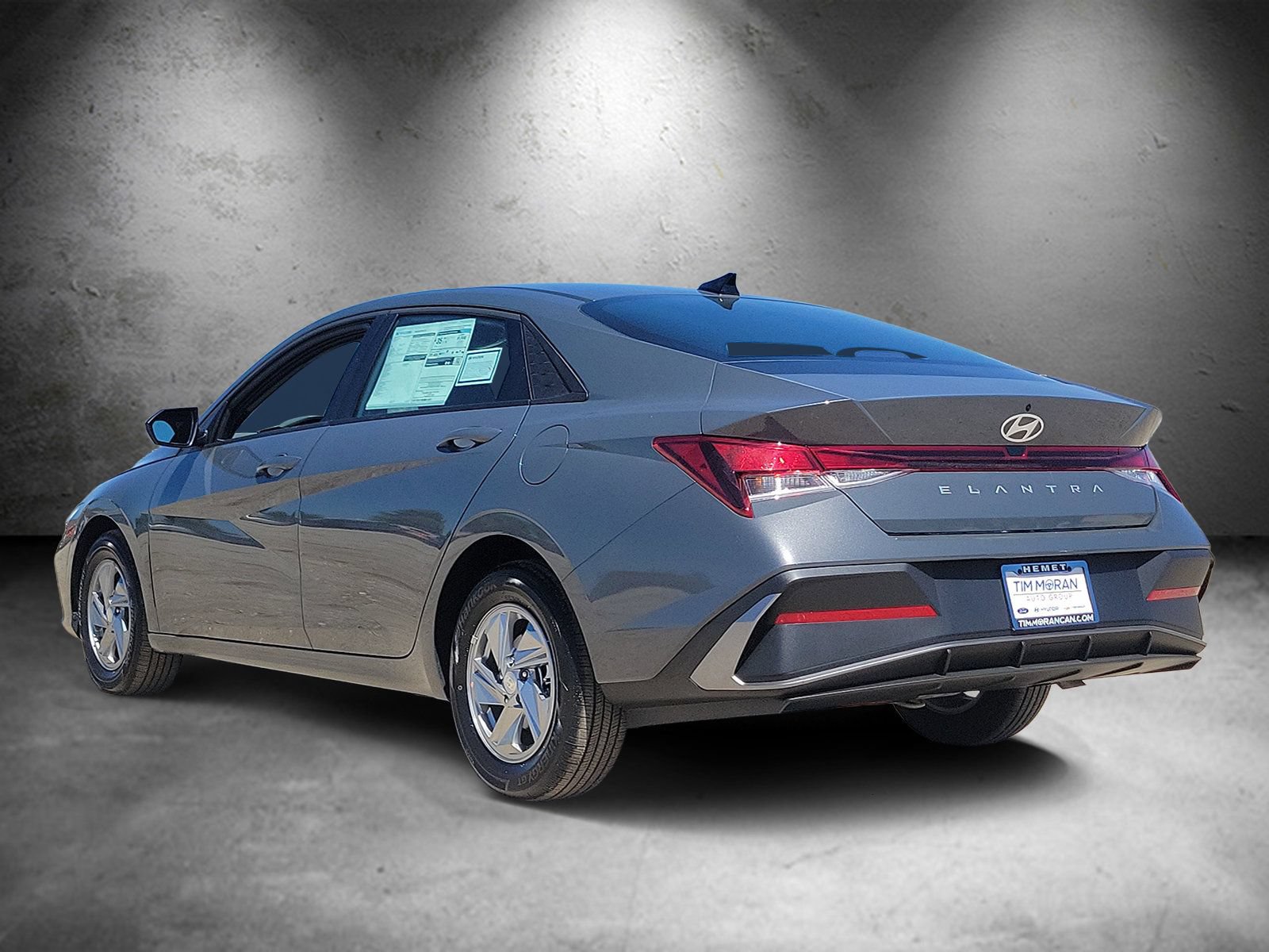 New 2026 Hyundai Elantra SE FWD image 4