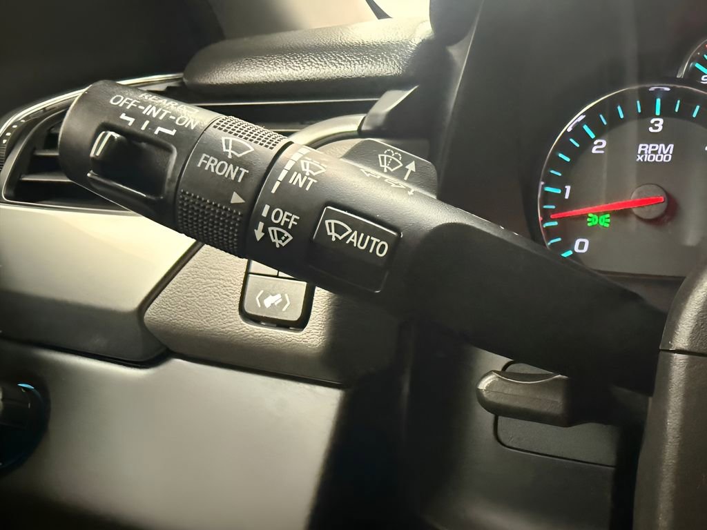 Used 2019 Chevrolet Tahoe LT RWD image 22