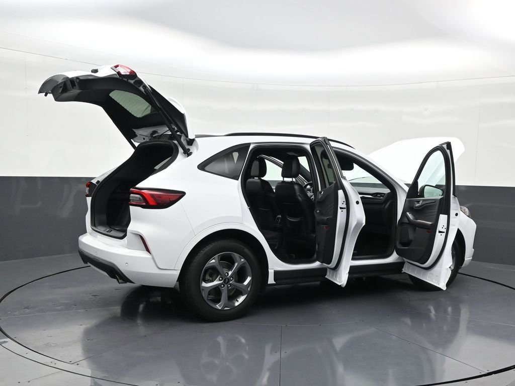 Used 2023 Ford Escape ST-Line w/ Tech Pack #1 image 32