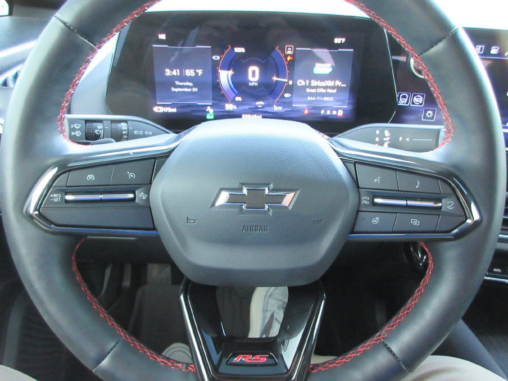 Certified 2024 Chevrolet Equinox EV RS FWD image 25
