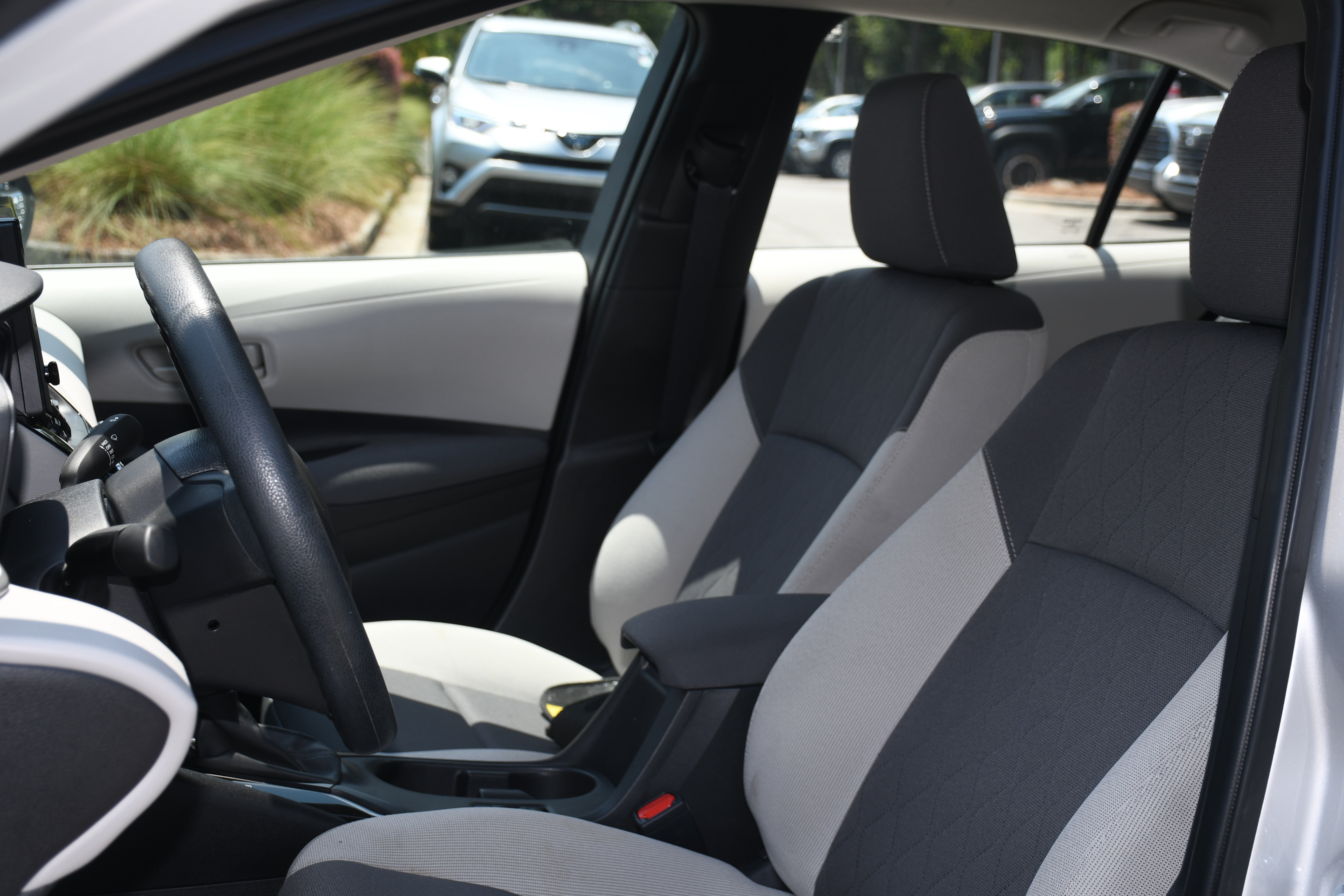 Certified 2025 Toyota Corolla LE FWD image 11