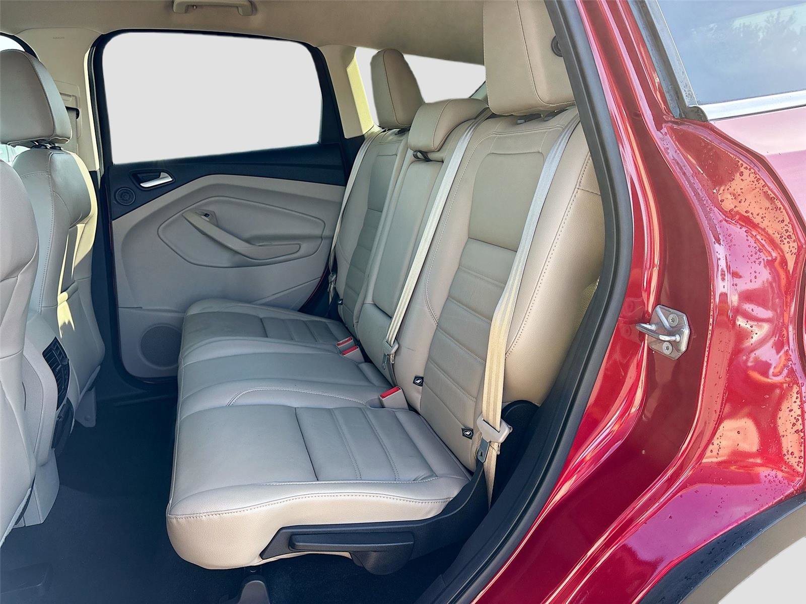 Used 2017 Ford Escape SE w/ SE Leather Comfort Package image 23