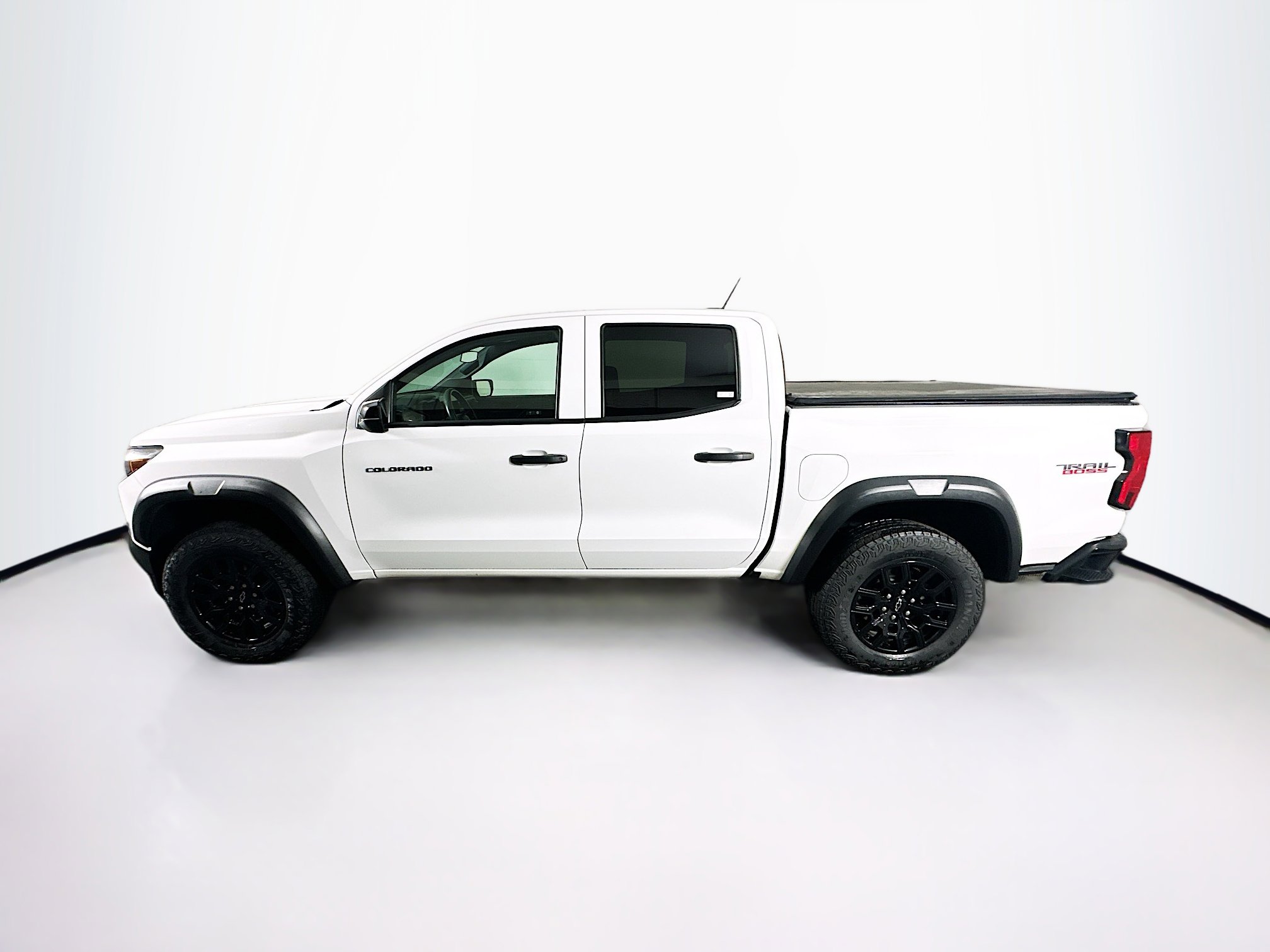Used 2024 Chevrolet Colorado Trail Boss w/ Advanced Trailering Package image 4