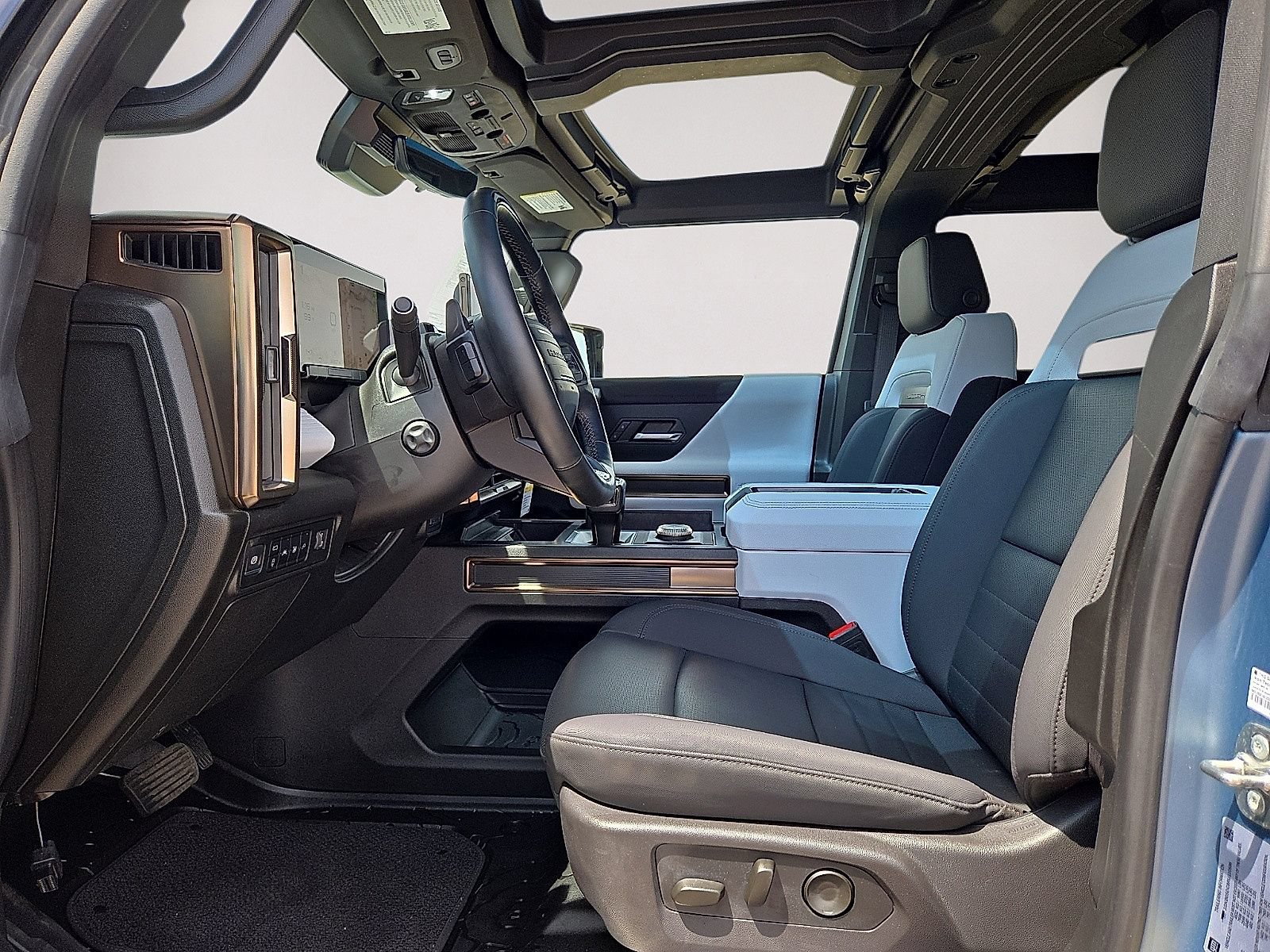 Used 2024 GMC Hummer EV 3X w/ Omega Edition AWD/4WD image 22
