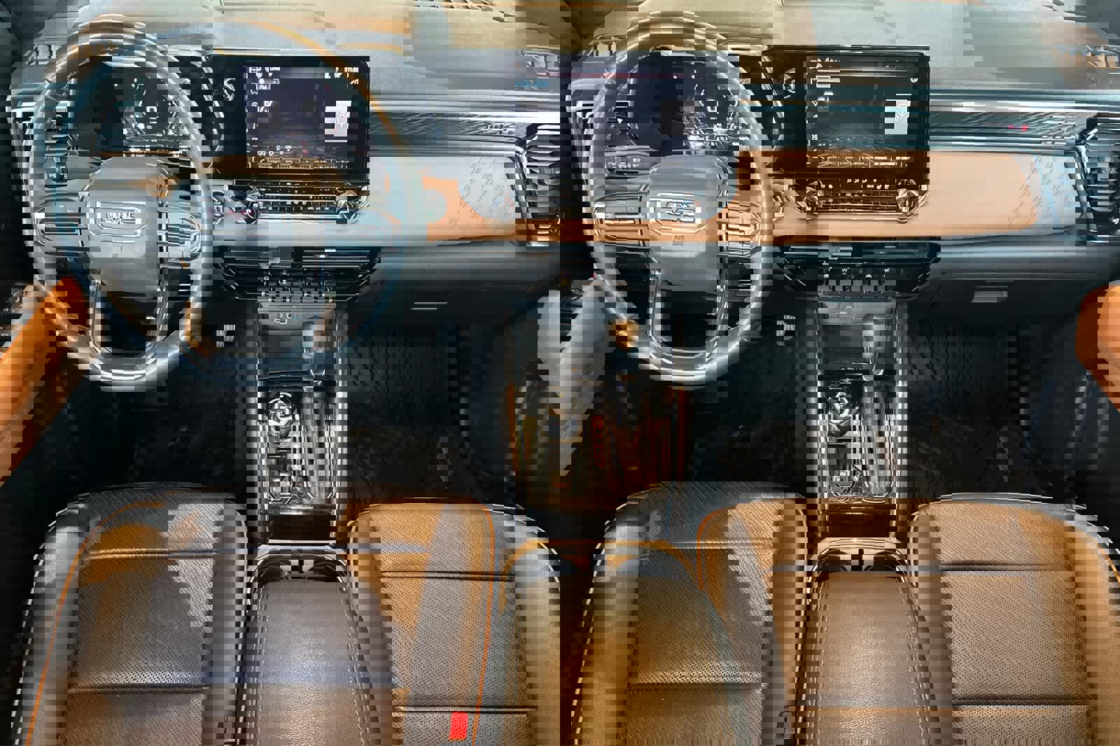 Used 2023 GMC Canyon AT4 w/ AT4 Premium Package image 3