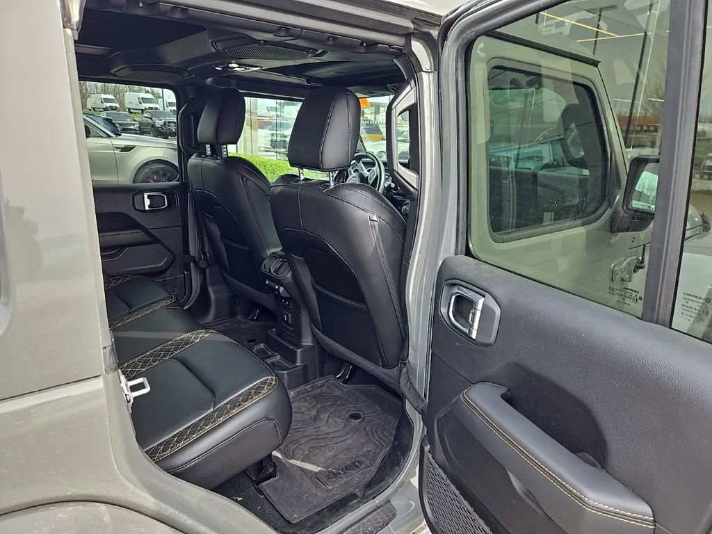 Used 2023 Jeep Wrangler Altitude image 19