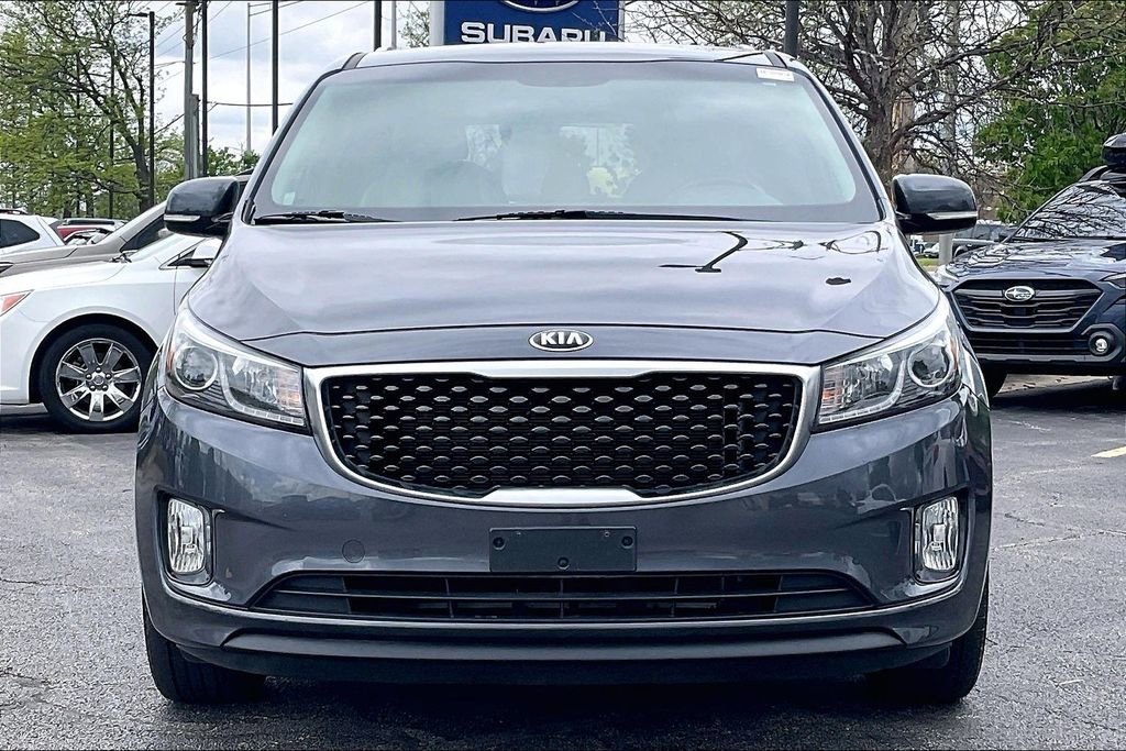 Used 2015 Kia Sedona EX FWD image 2