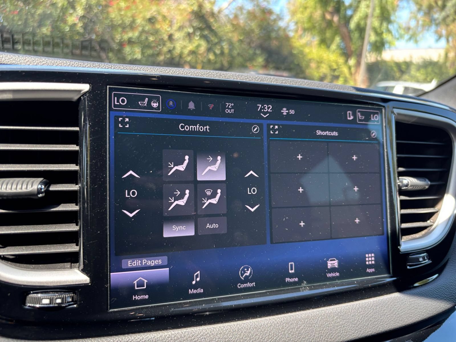 Used 2025 Chrysler Pacifica Select FWD image 19