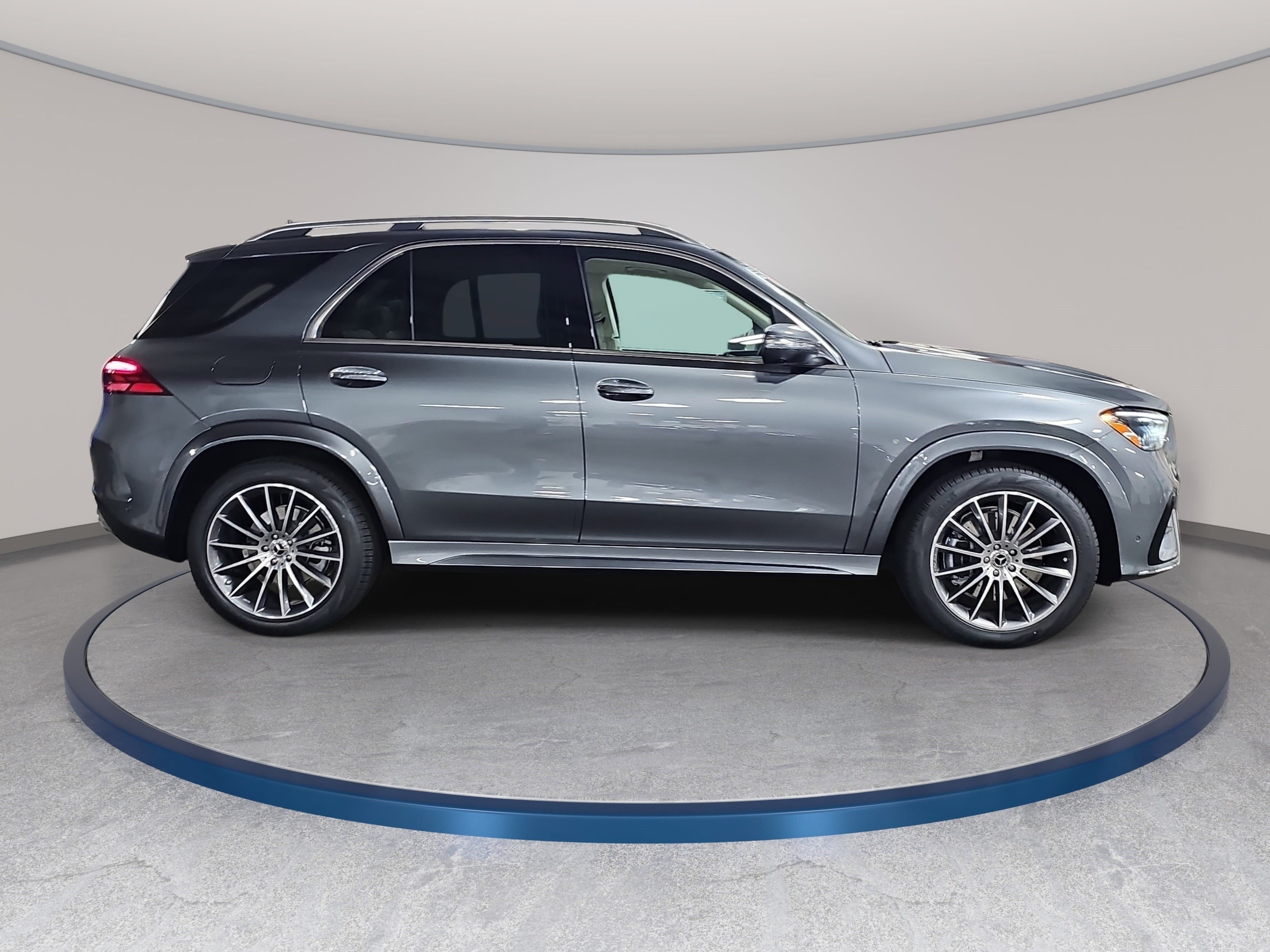 New 2026 Mercedes-Benz GLE 450 4MATIC image 4