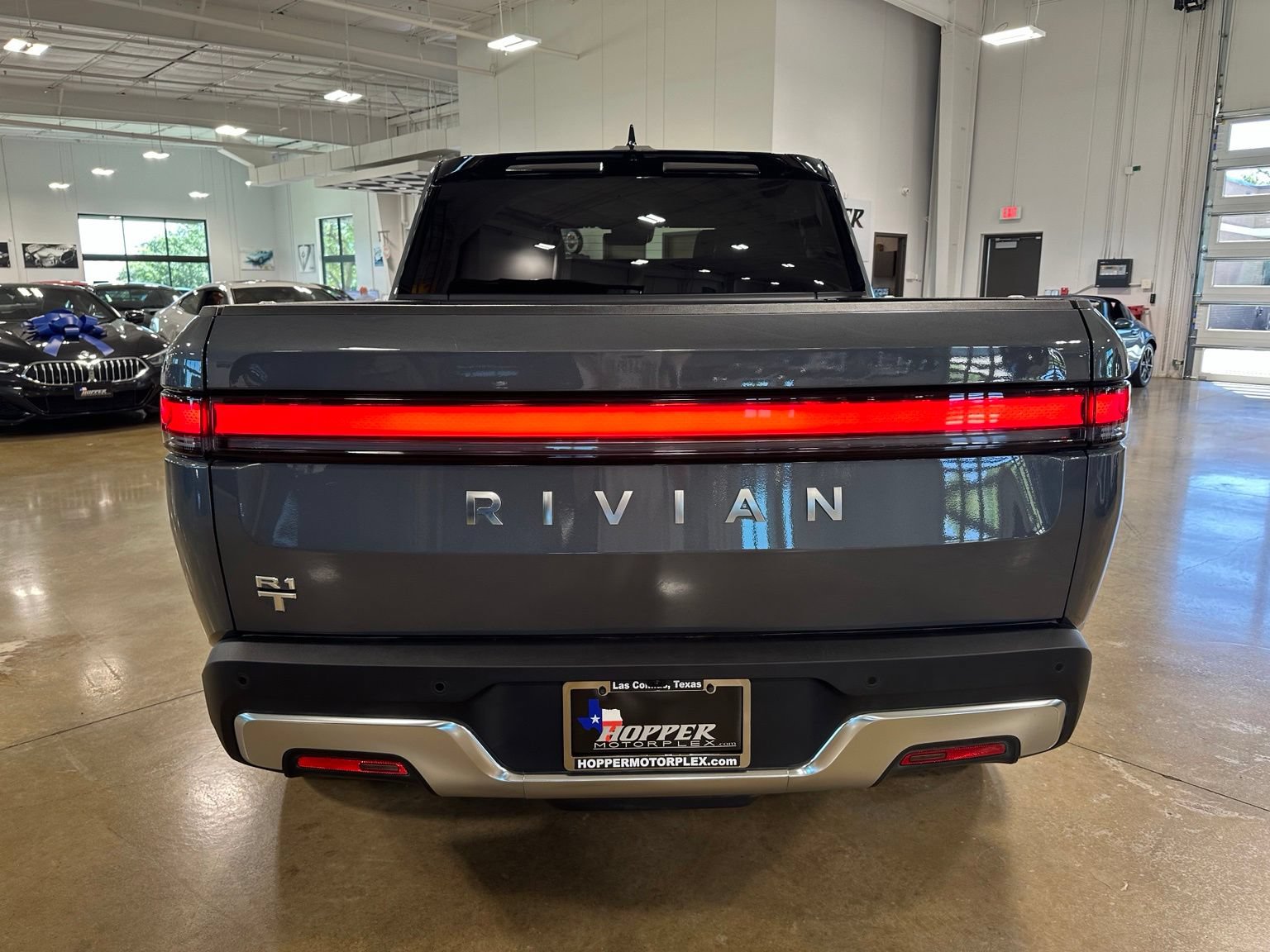 Used 2023 Rivian R1T Adventure AWD/4WD image 7
